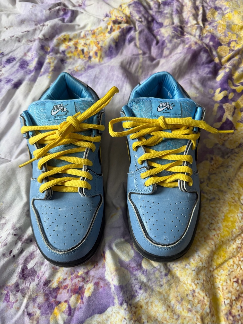Nike SB dunk low womens size 8 Light Blue Sneaker ( power puff )